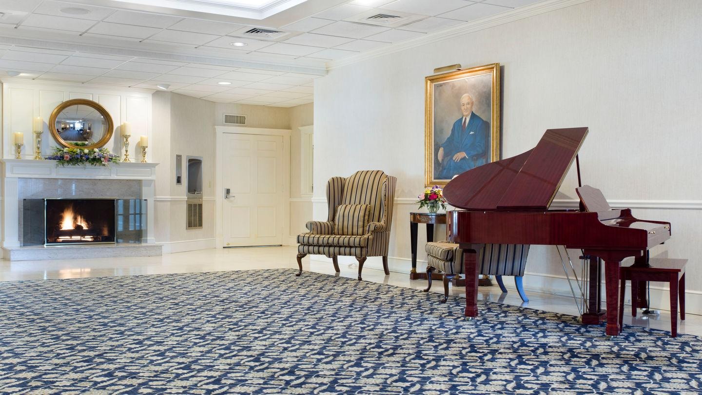 Lillis Funeral Home gallery image 2